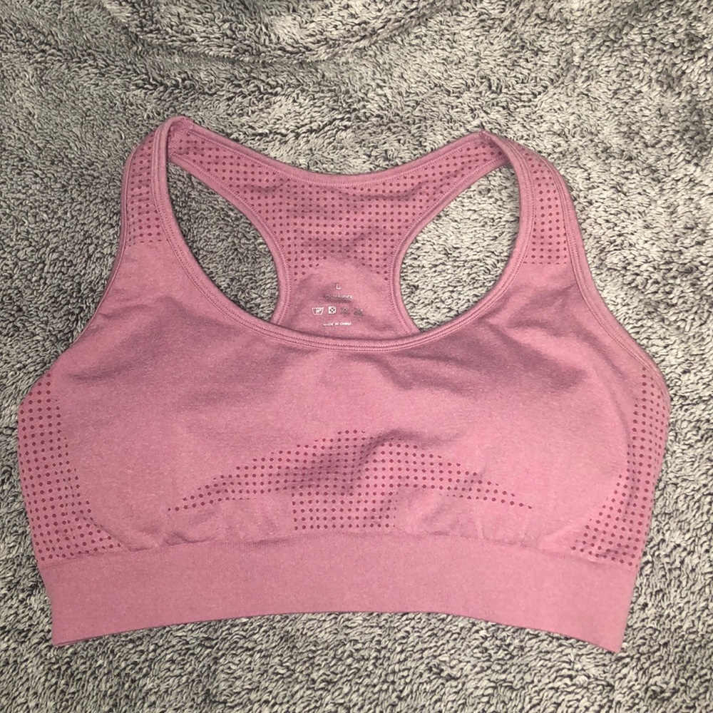 NVGTN pastel pink sports bra